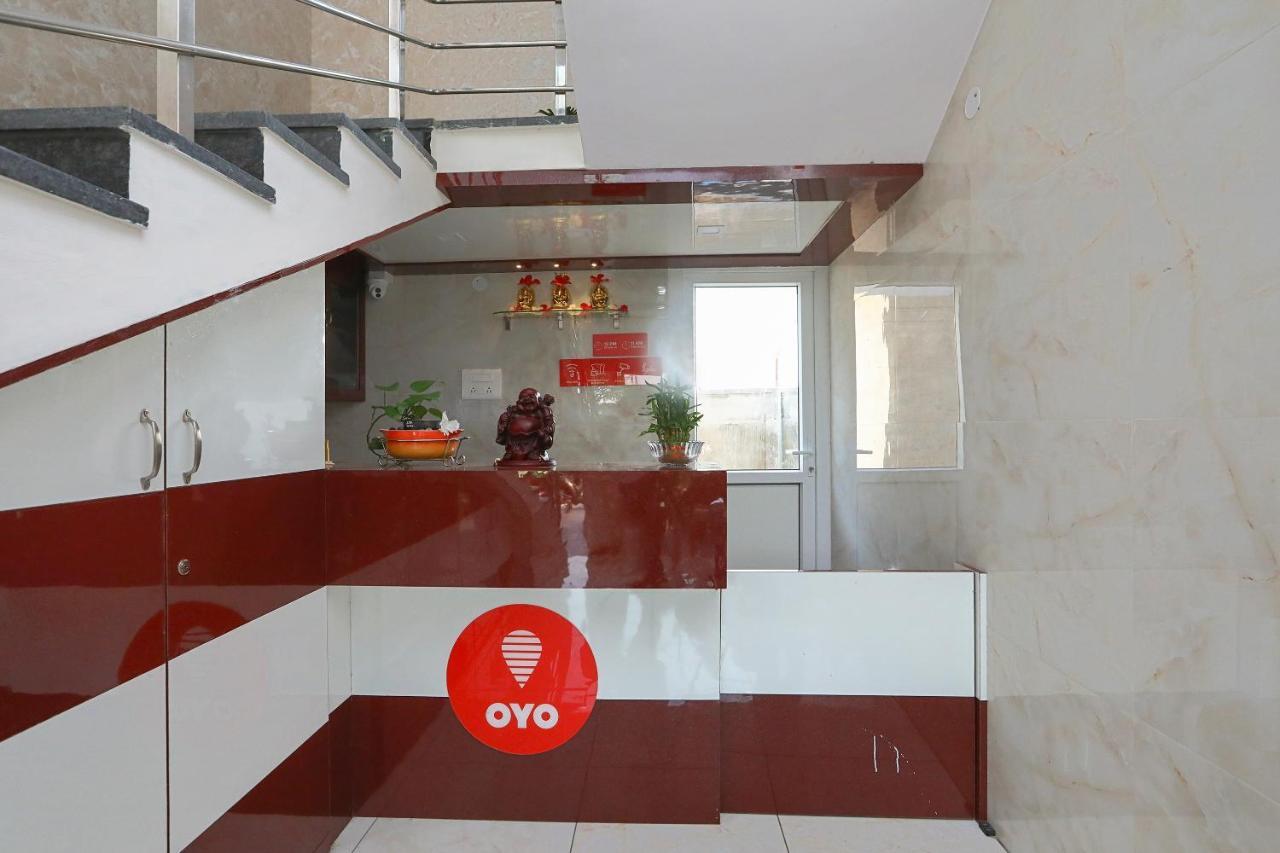 Oyo 22211 Shree Ankanatheshwara Residency Hotel Nanjangud Esterno foto